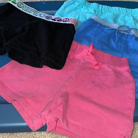 Girls size 4T-4/5 cotton shorts bundle - Picture 1 of 5